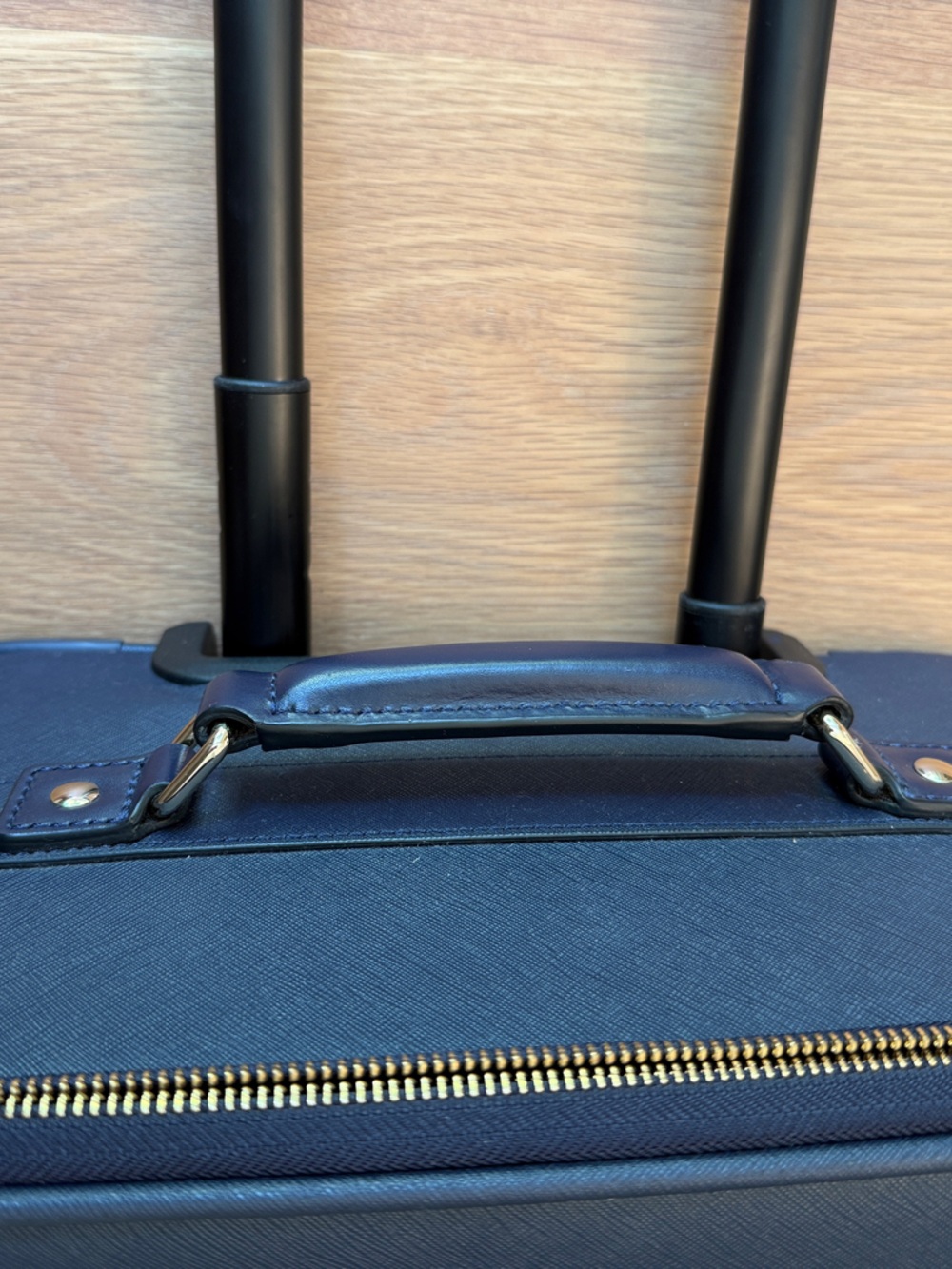 kate spade navy leather wheeled carry-on suitcase with gold logo - Picture 3 of 16